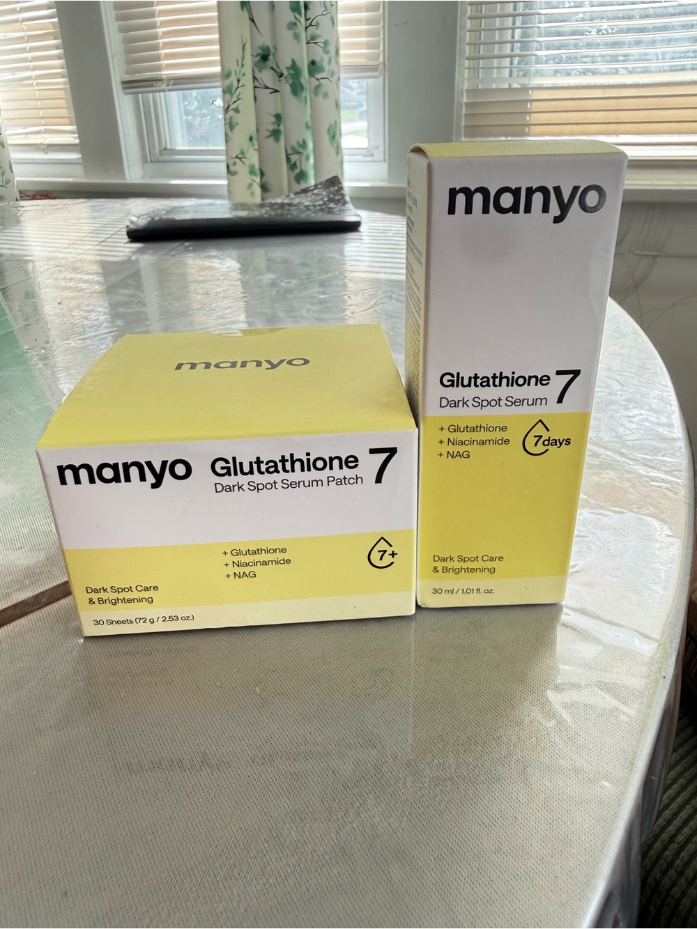 Glutathione 7 Dark Spot Serum & Patch – Yellow